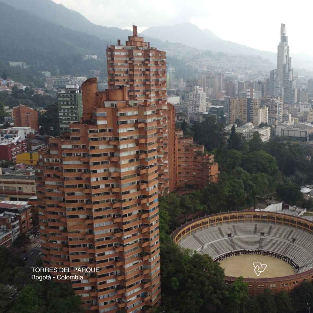Instagram post created for Poliédrica